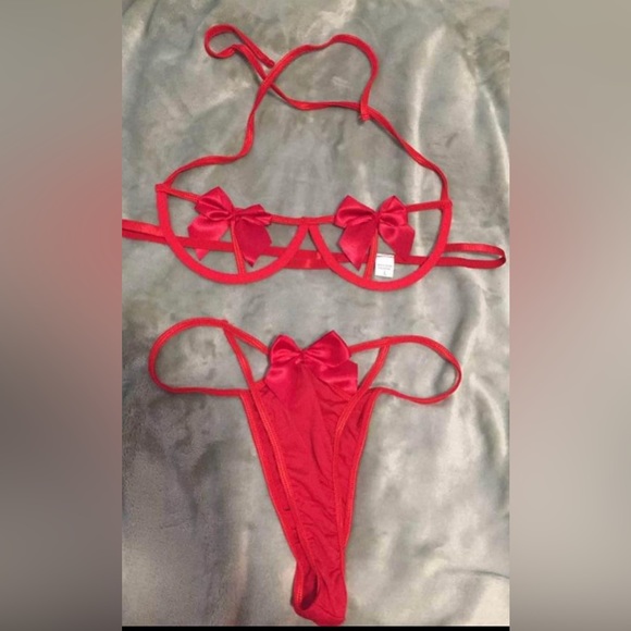 Lingerie set size M-L - Picture 1 of 1